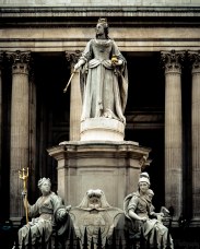 The statue of Queen Anne at St Paul’s